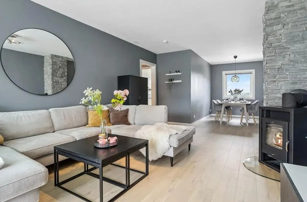 Downtown Apartment With A View برغن