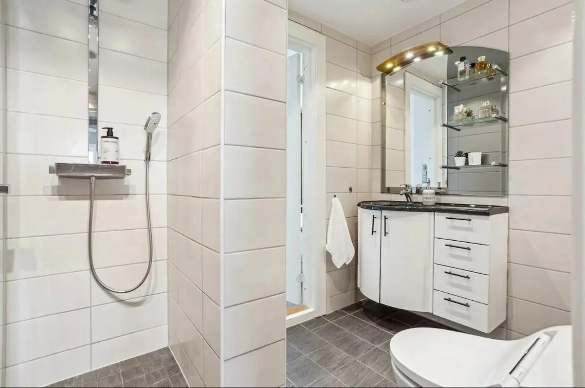 Downtown Apartment With A View برغن